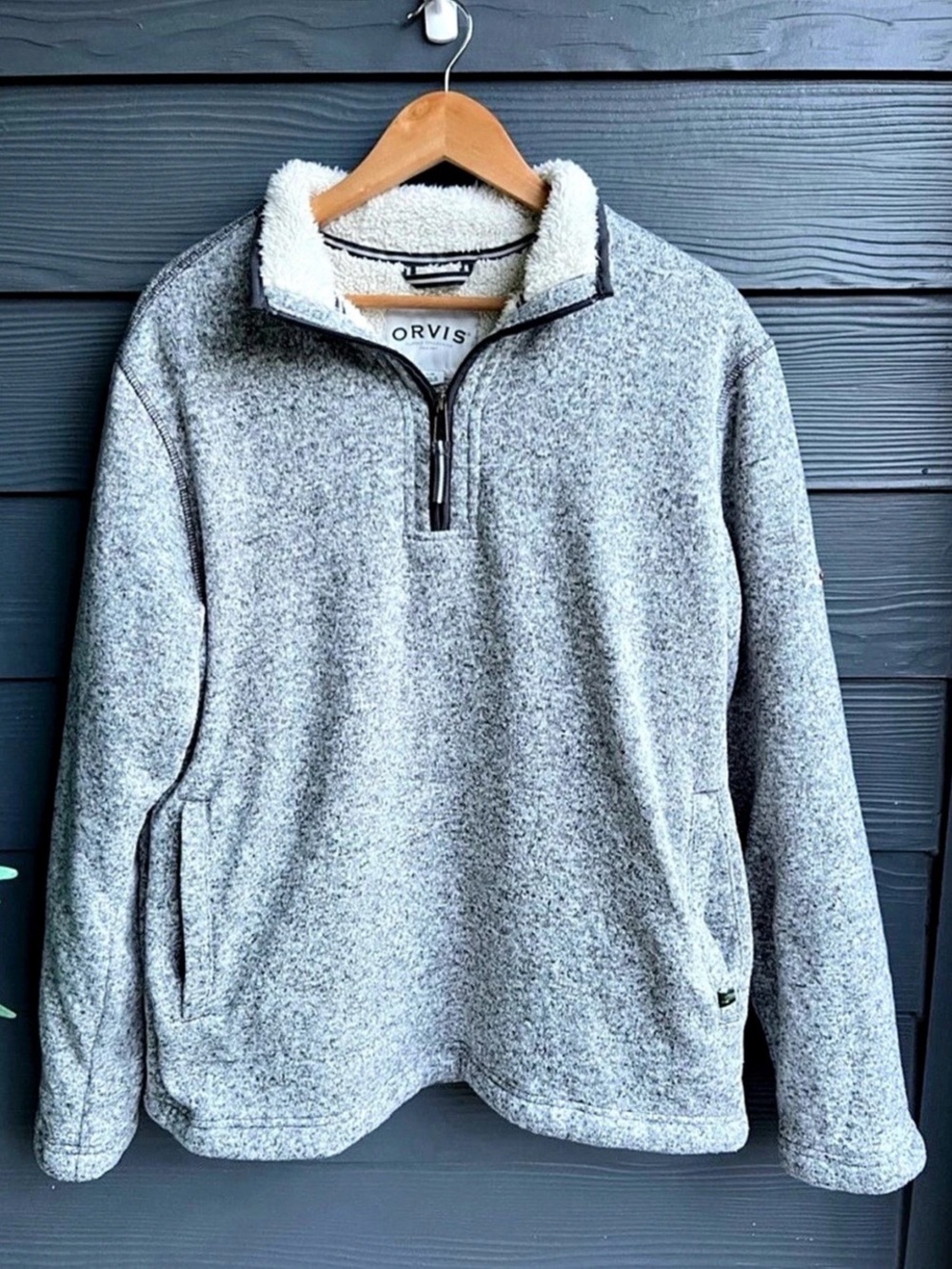 Orvis Men's Gray Quarter-Zip Pullover
